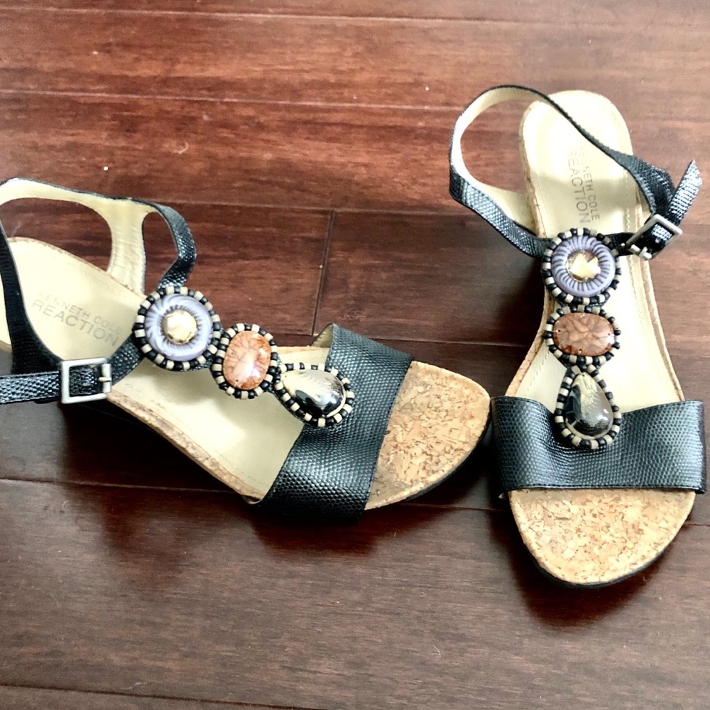 Kenneth Cole Women’s Black Wedge Sandals - Picture 5 of 12